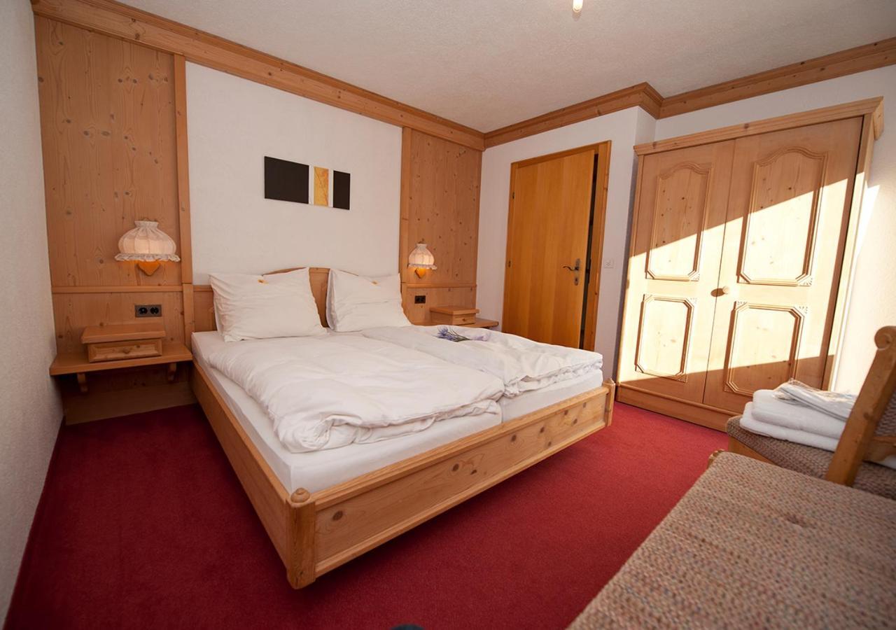 Hotel Garni Bergsonne Samnaun